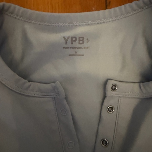 Abercrombie & Fitch Blue Tank Top and Biker Shorts Set - Picture 4 of 5